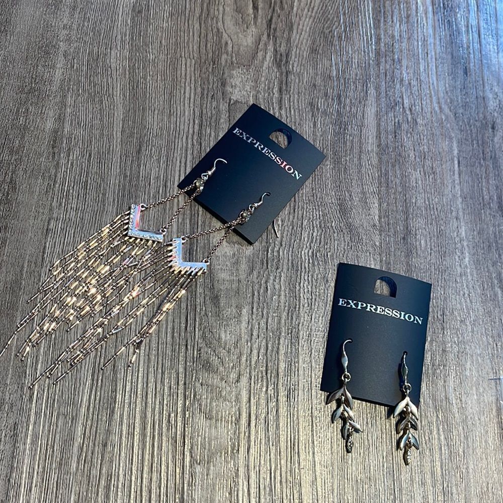 Expression NEW two set of earrings